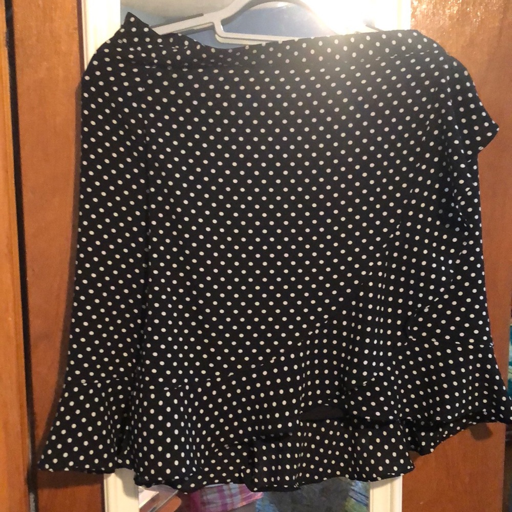 Max Studio polka dot skirt size S with ruffle